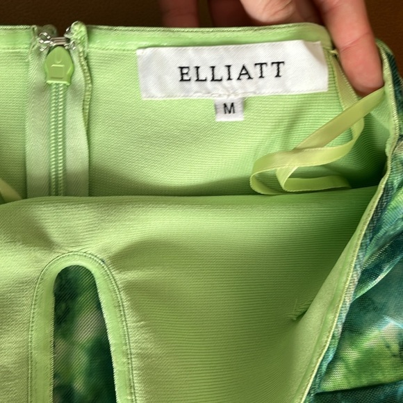 Elliatt Strapless dress size Medium Larkspur printed Mesh U-Wire bodycon rouched - Picture 8 of 15